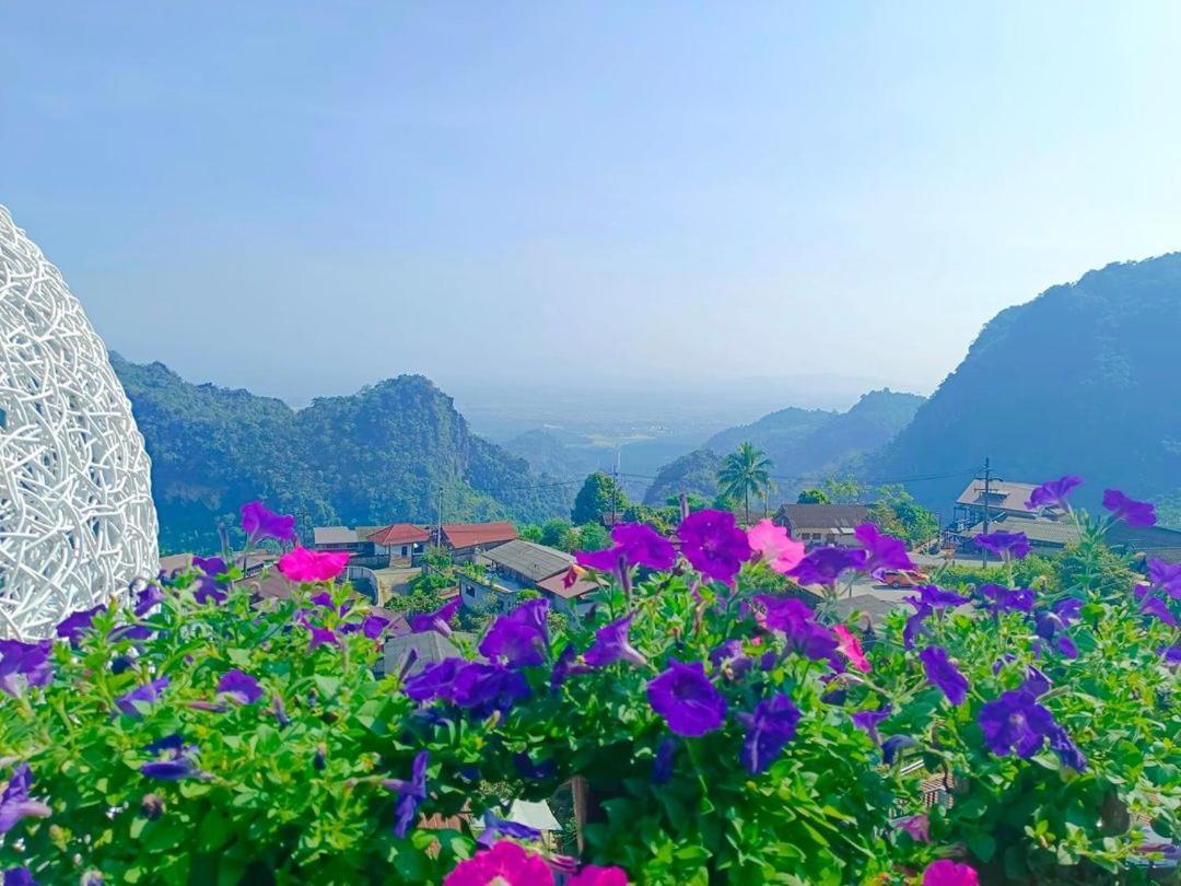 Bed and Breakfast Oasis Phamee Ban Pha Mi Esterno foto