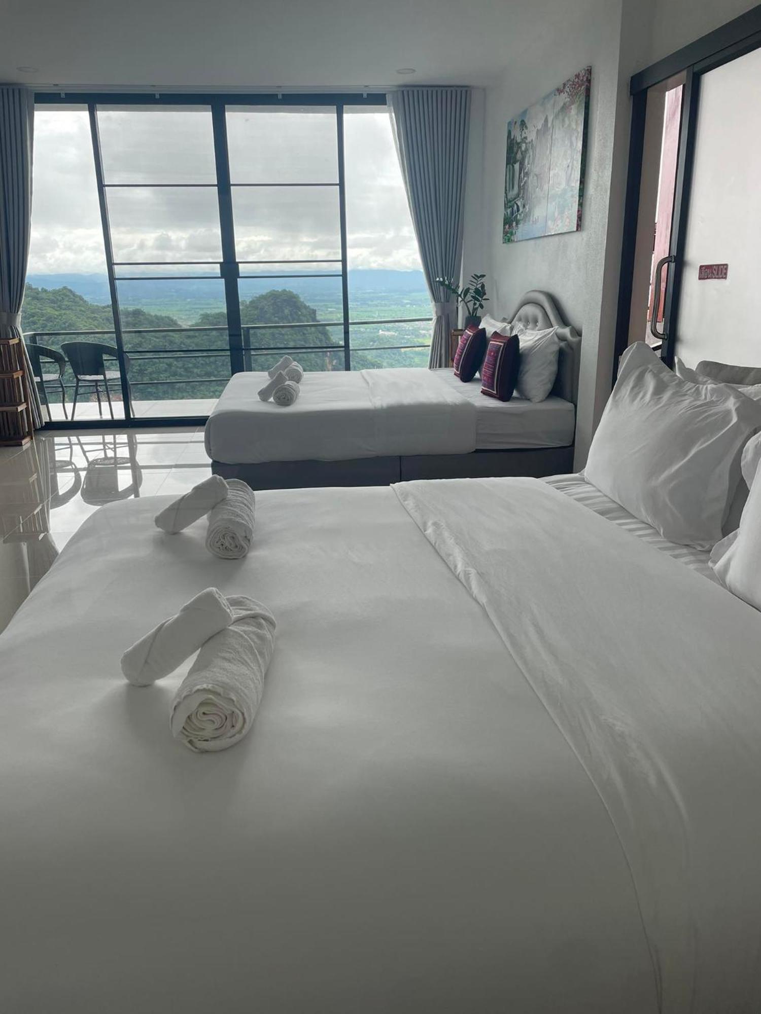 Bed and Breakfast Oasis Phamee Ban Pha Mi Esterno foto